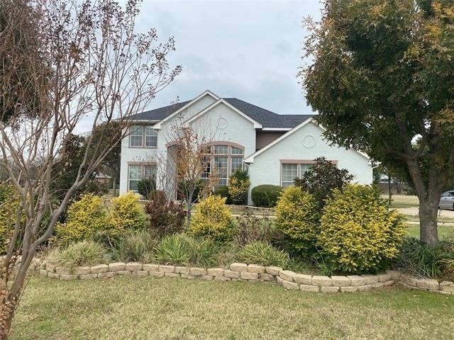 2920 Pinehurst - Photo 0