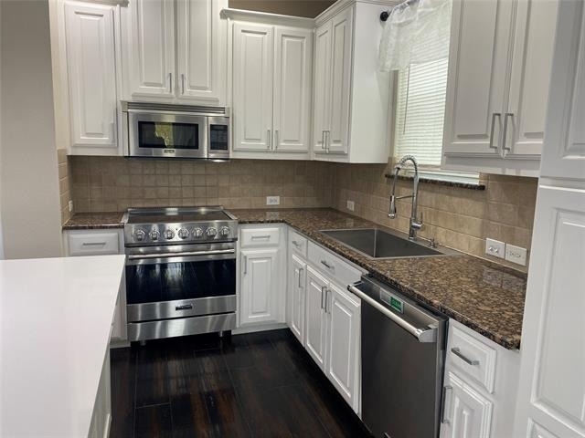 2920 Pinehurst - Photo 8