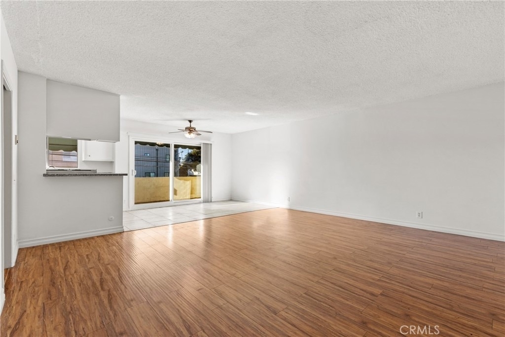 4924 Kester Avenue - Photo 1