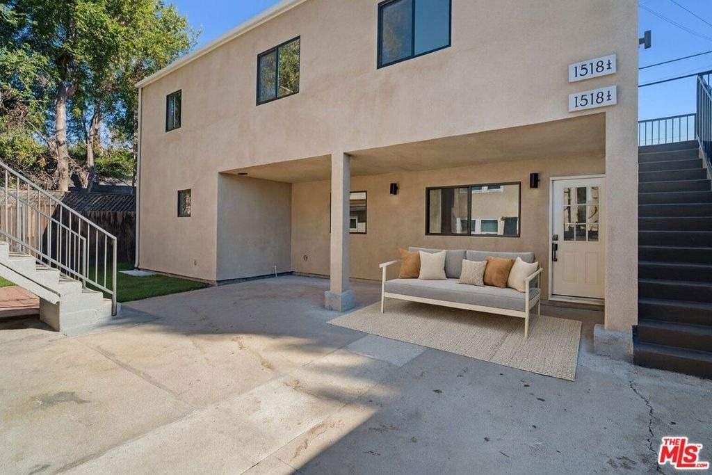 1518 1/4 Stearns Drive - Photo 13