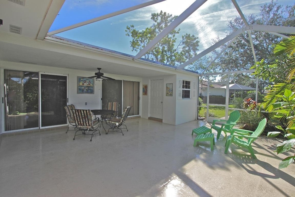 10201 Chapman Oak Court - Photo 0
