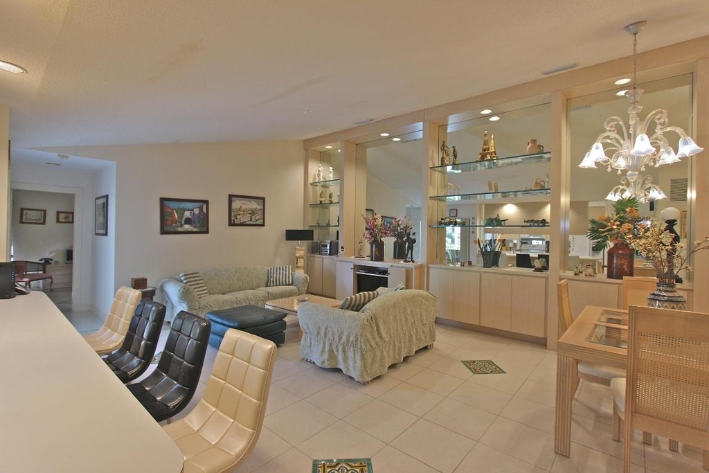 10201 Chapman Oak Court - Photo 5