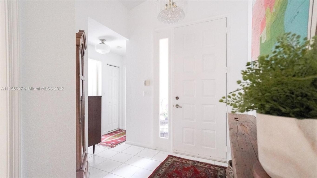 5449 Grande Palm Circle - Photo 8