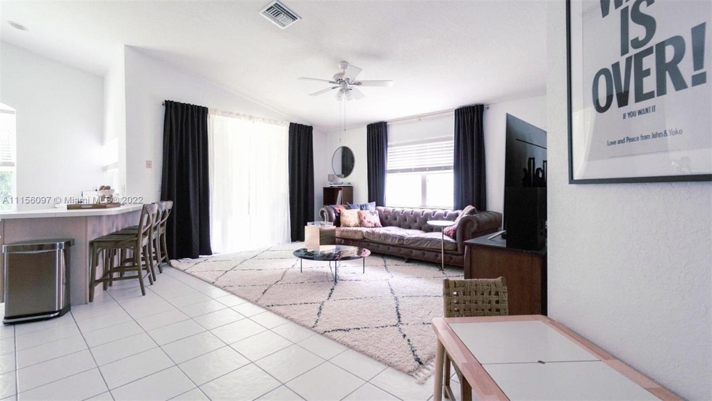 5449 Grande Palm Circle - Photo 5