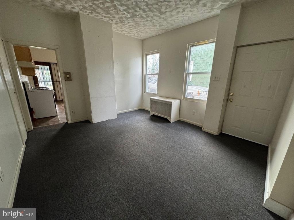 1016 Pine Street - Photo 3