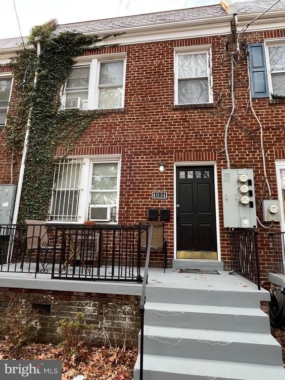 4034 7th Street Ne - Photo 4