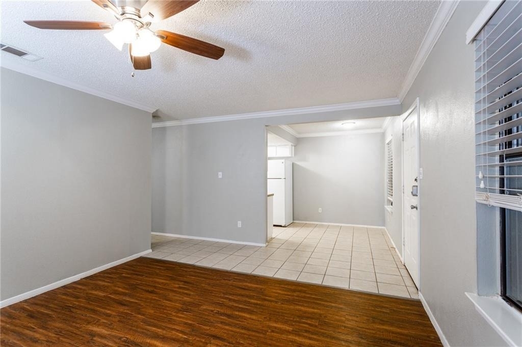 11519 Pecan Creek Pkwy - Photo 2