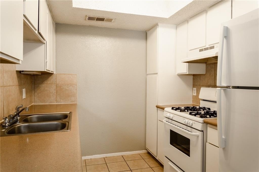 11519 Pecan Creek Pkwy - Photo 6