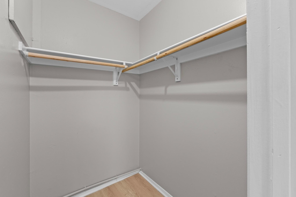 8903 Parkfield Dr - Photo 7