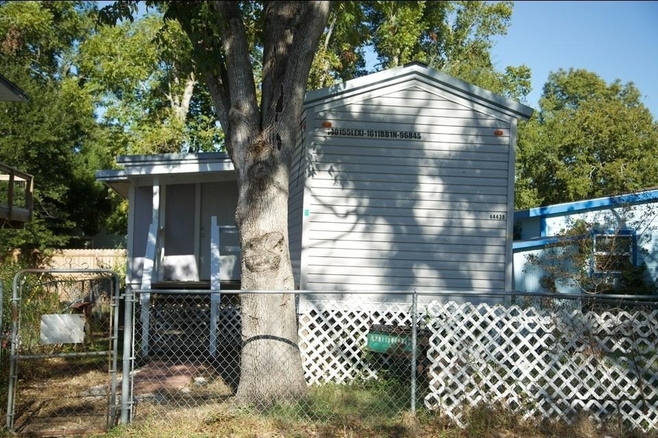 4443 6th Street Street - Photo 5