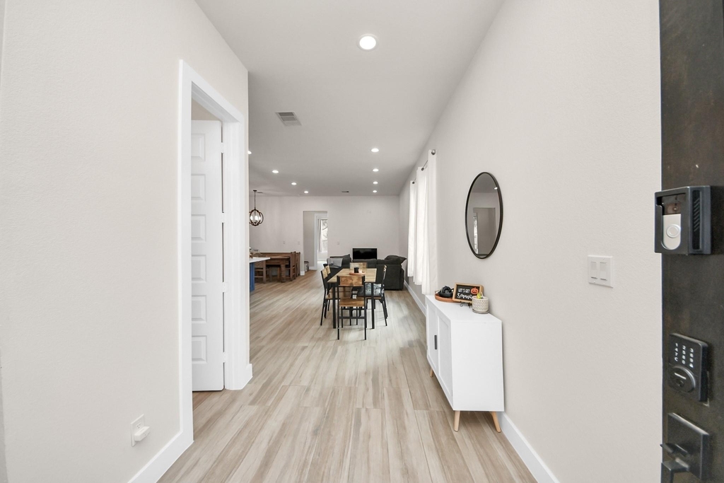 8420a Lanewood Drive - Photo 5
