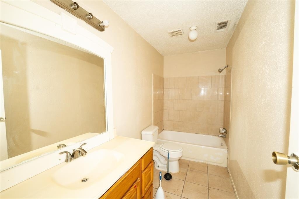 1539 Stevenage - Photo 8