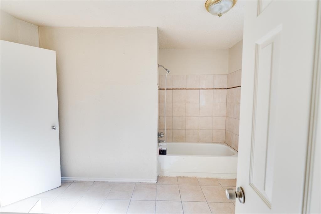 1539 Stevenage - Photo 11