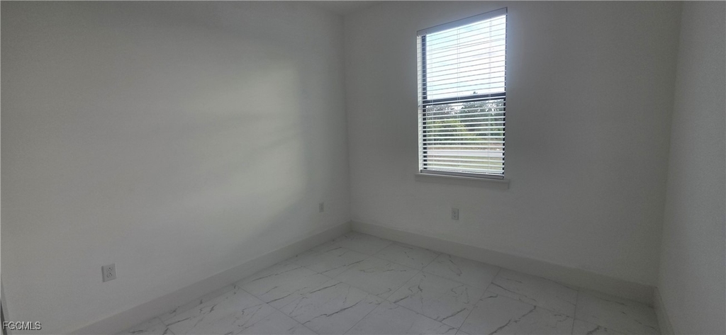 927 Chenault Street - Photo 8