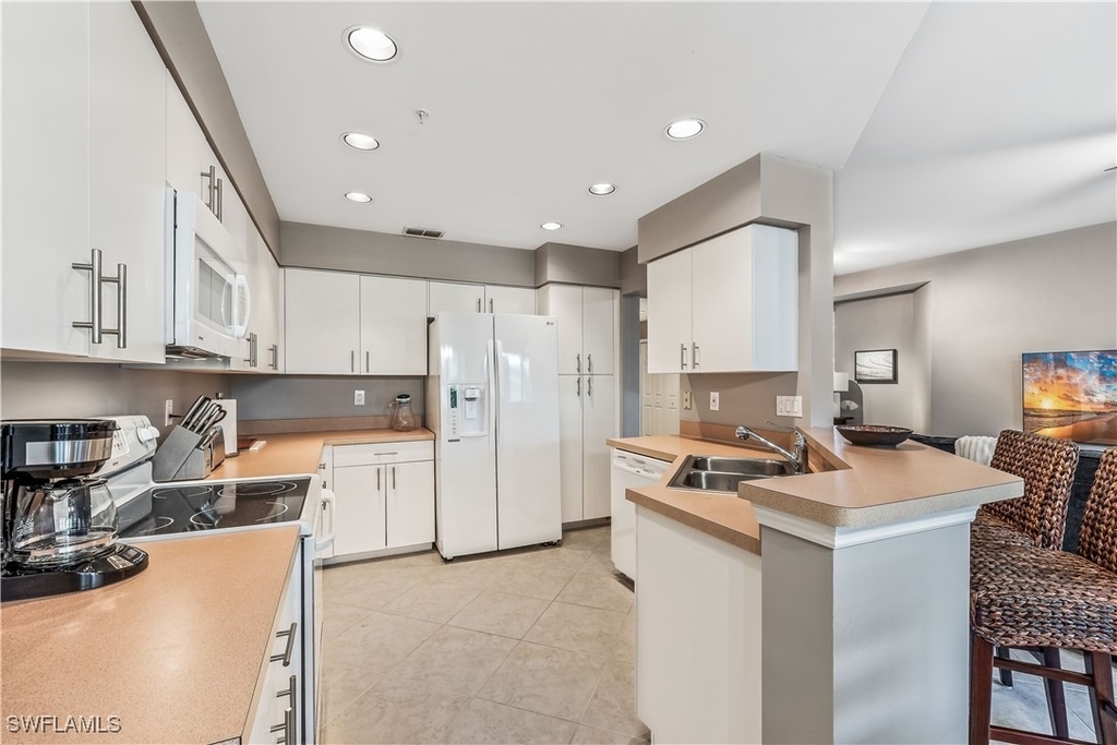 24827 Lakemont Cove Lane - Photo 4
