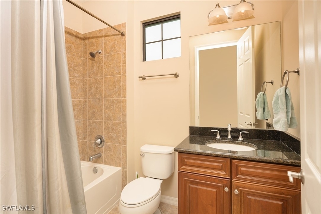 9054 Capistrano Street N - Photo 18