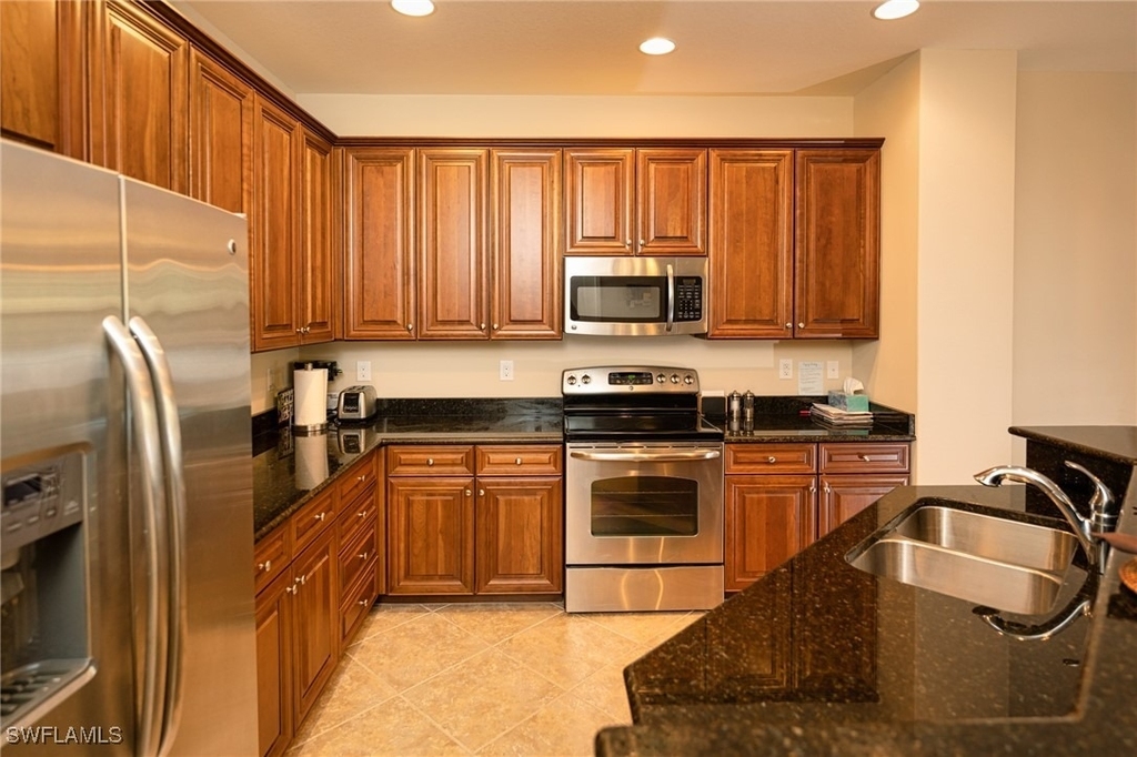 9054 Capistrano Street N - Photo 5