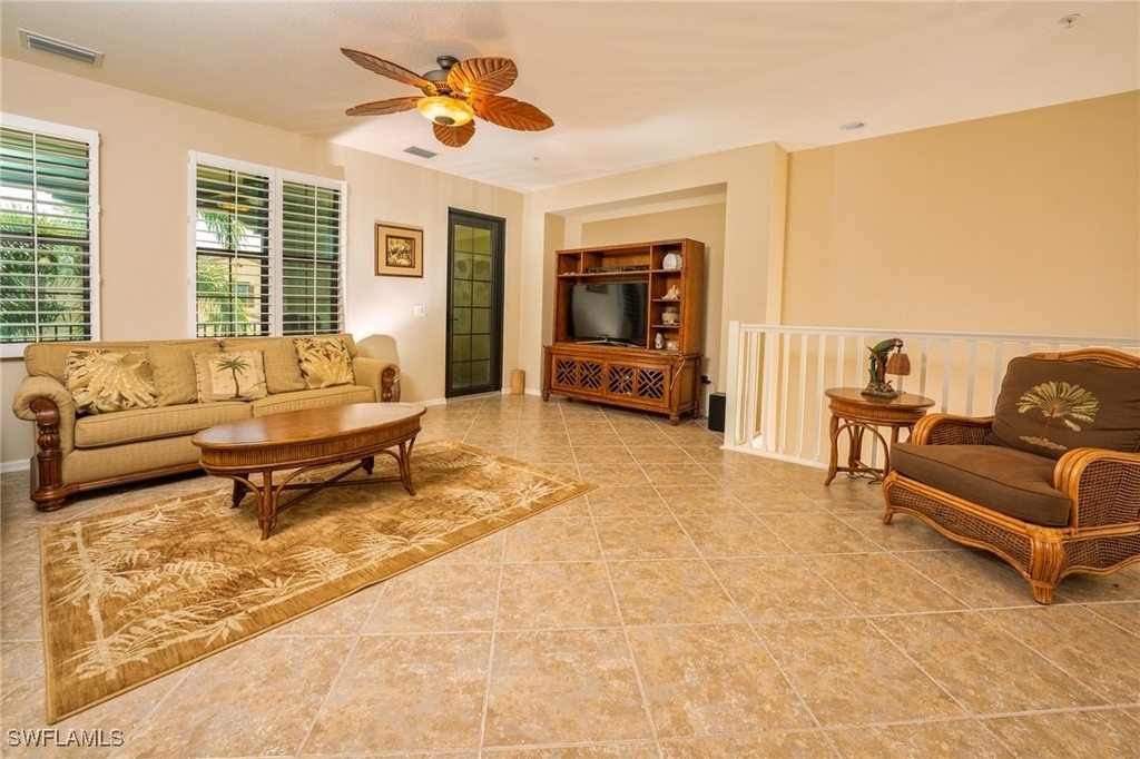 9054 Capistrano Street N - Photo 8