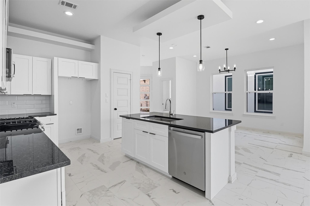 2924 El Fenice Lane - Photo 9