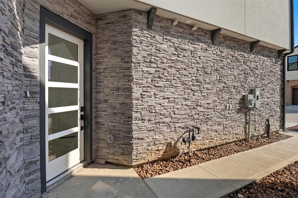 2924 El Fenice Lane - Photo 3