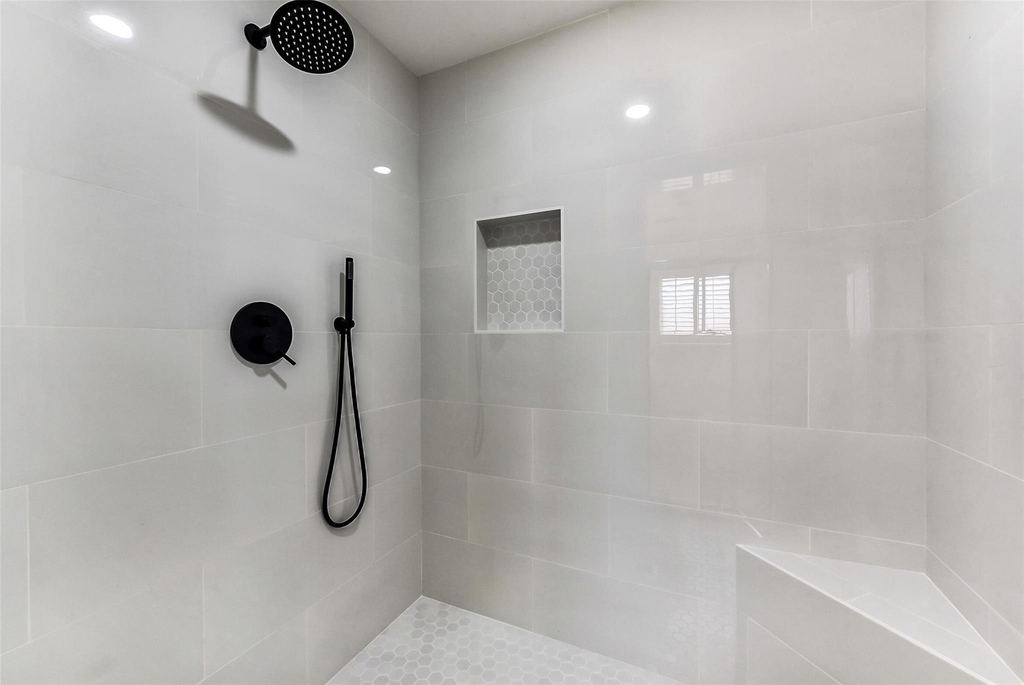 5946 Valkeith Drive - Photo 23