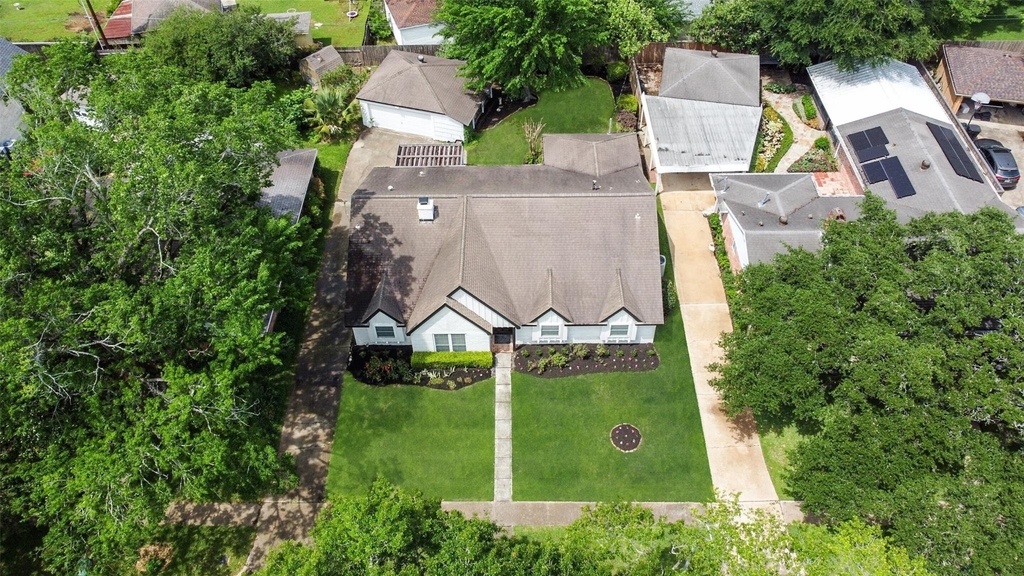 5946 Valkeith Drive - Photo 1