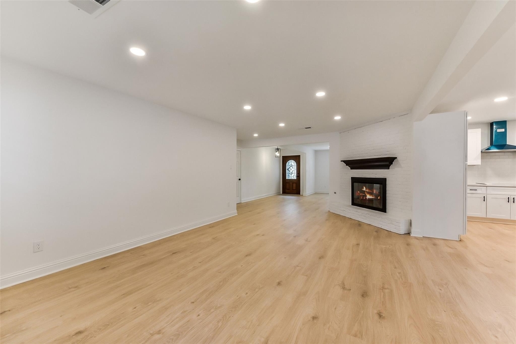 5946 Valkeith Drive - Photo 7