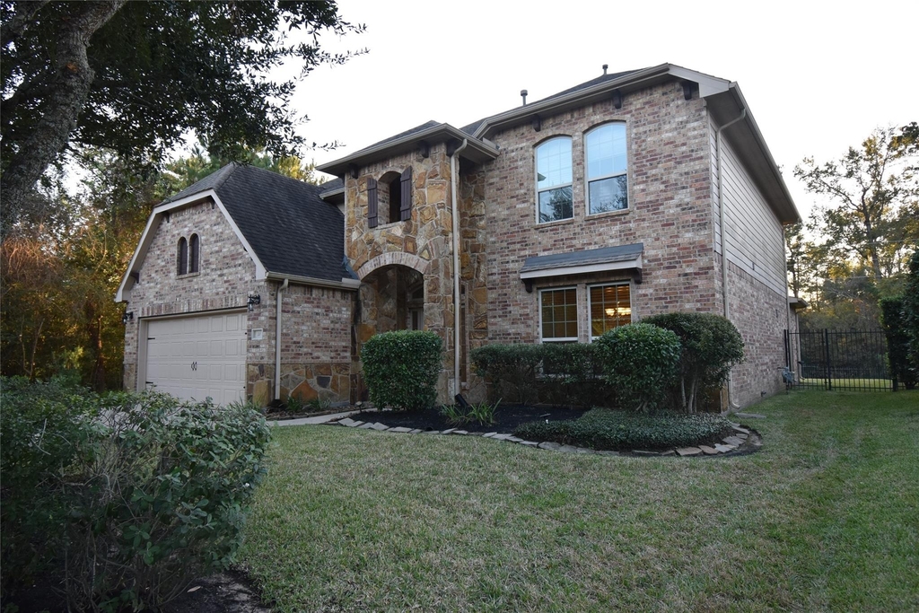 51 Greenprint Circle - Photo 1