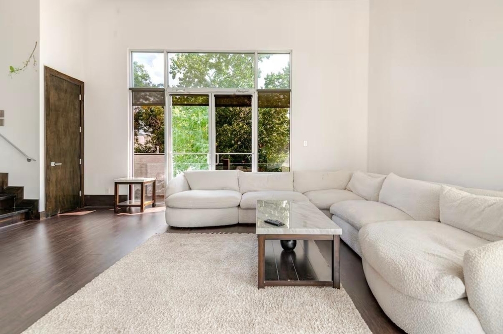 4118 Floyd Street - Photo 3