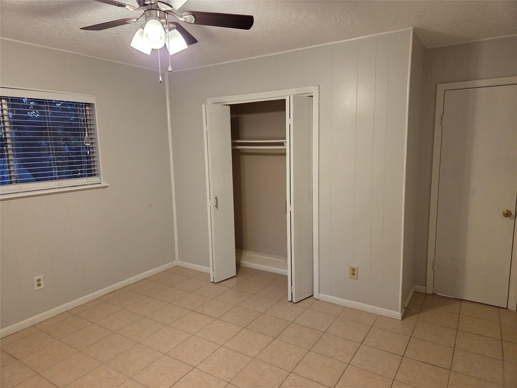 902 1/2 Euclid St Street - Photo 9