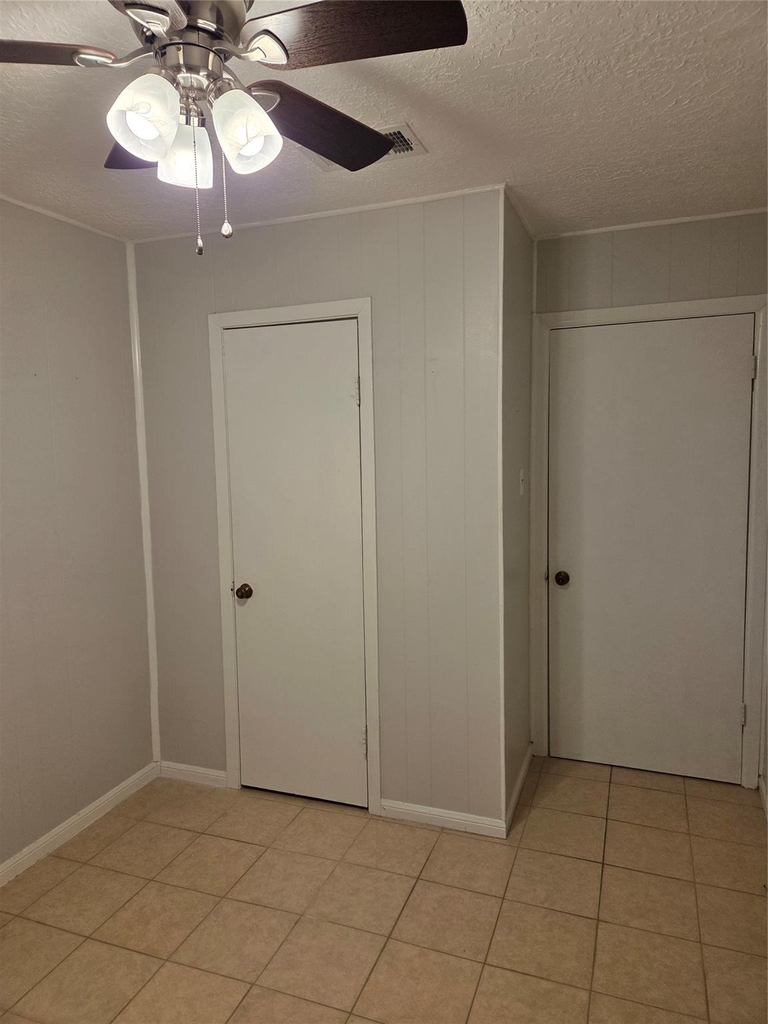 902 1/2 Euclid St Street - Photo 6
