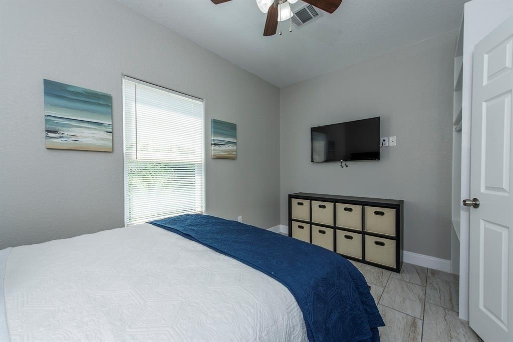203 6th St - Photo 31