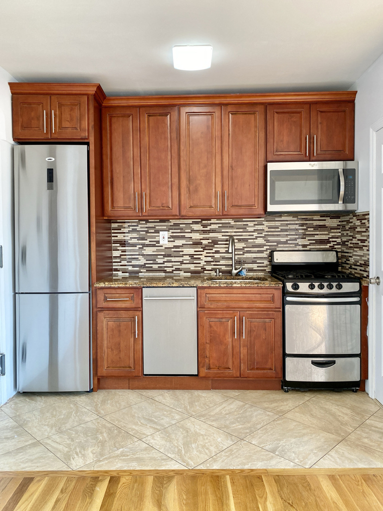 57 Herkimer Street - Photo 3