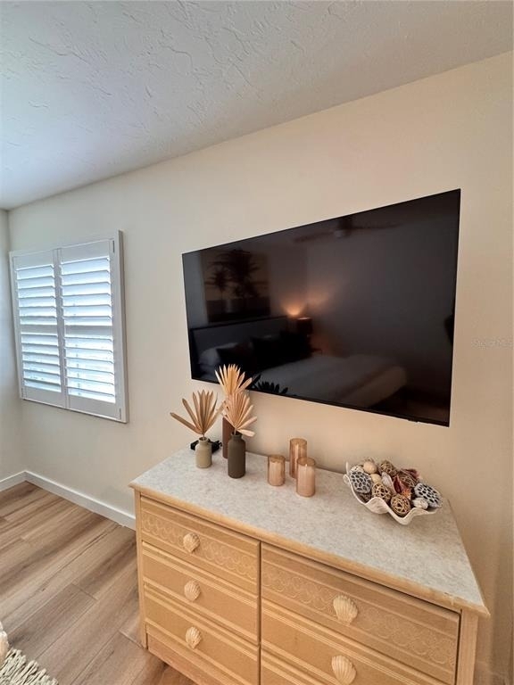 5623 Midnight Pass Road - Photo 10