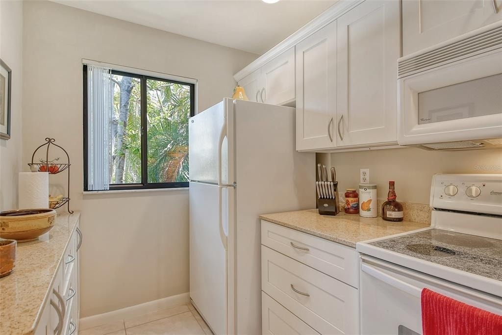 1720 Glenhouse Drive - Photo 15