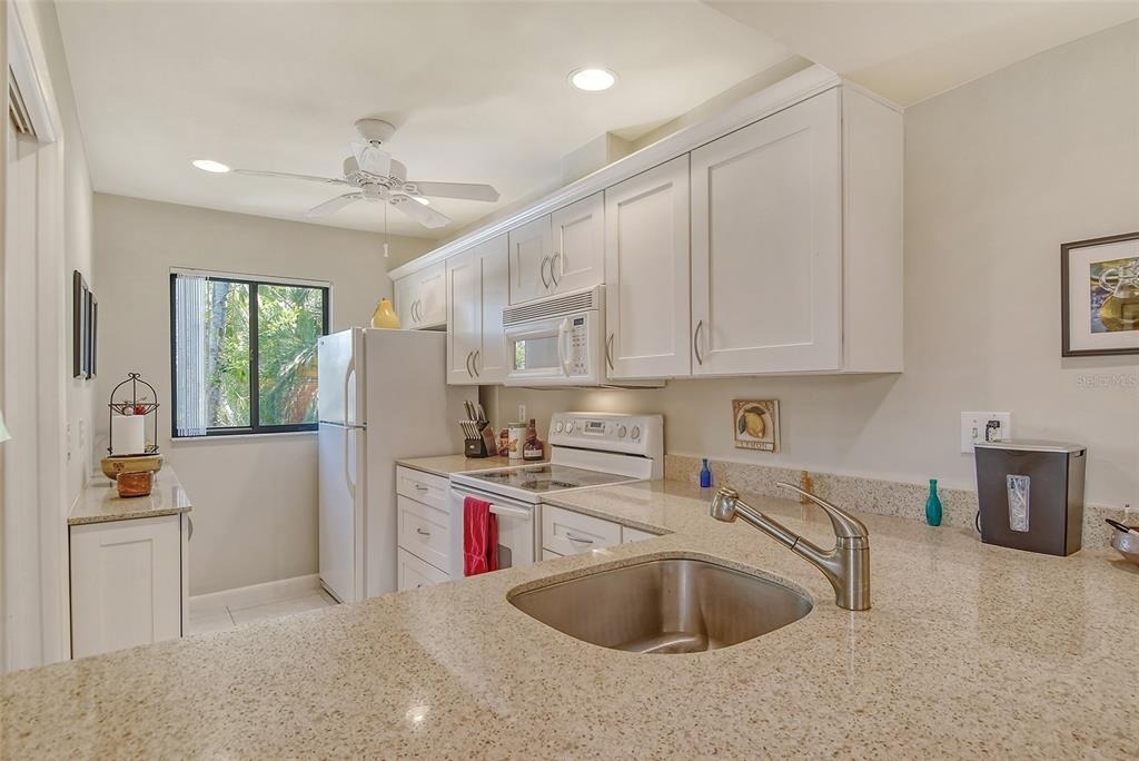 1720 Glenhouse Drive - Photo 12