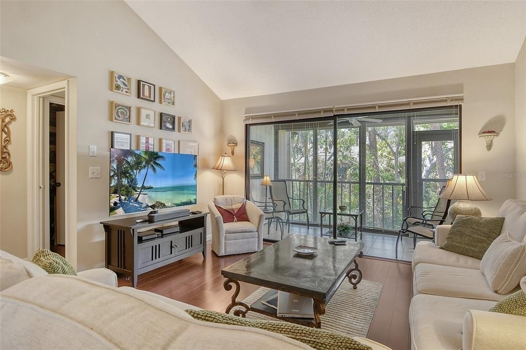1720 Glenhouse Drive - Photo 5