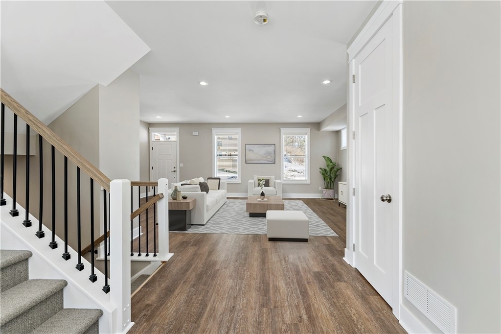 1819 Chessland Street - Photo 2