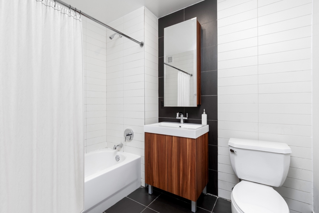 116 John Street - Photo 4