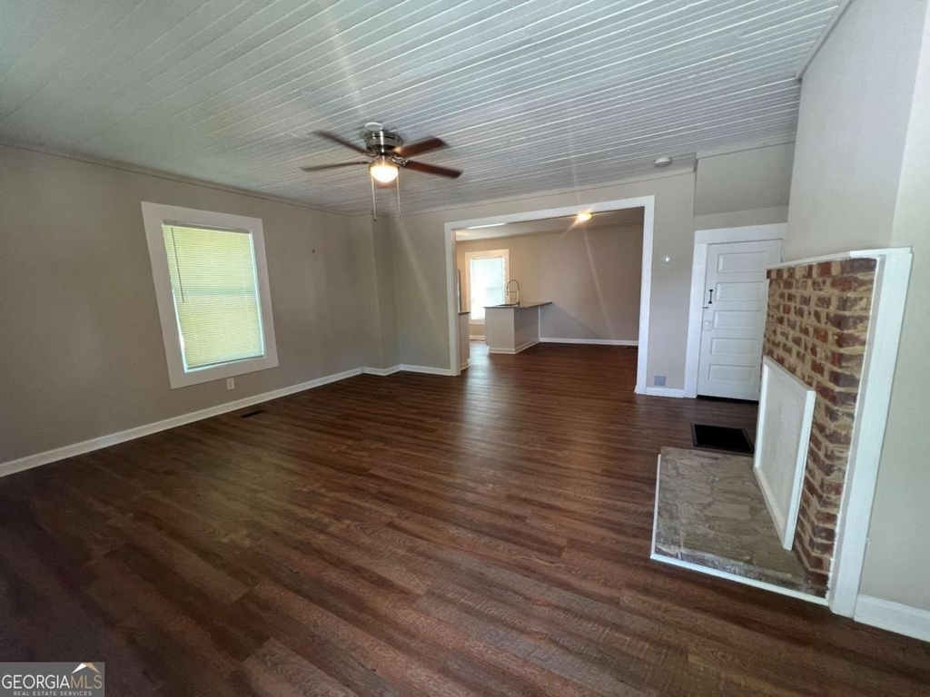 48 Quarry Street - Photo 2