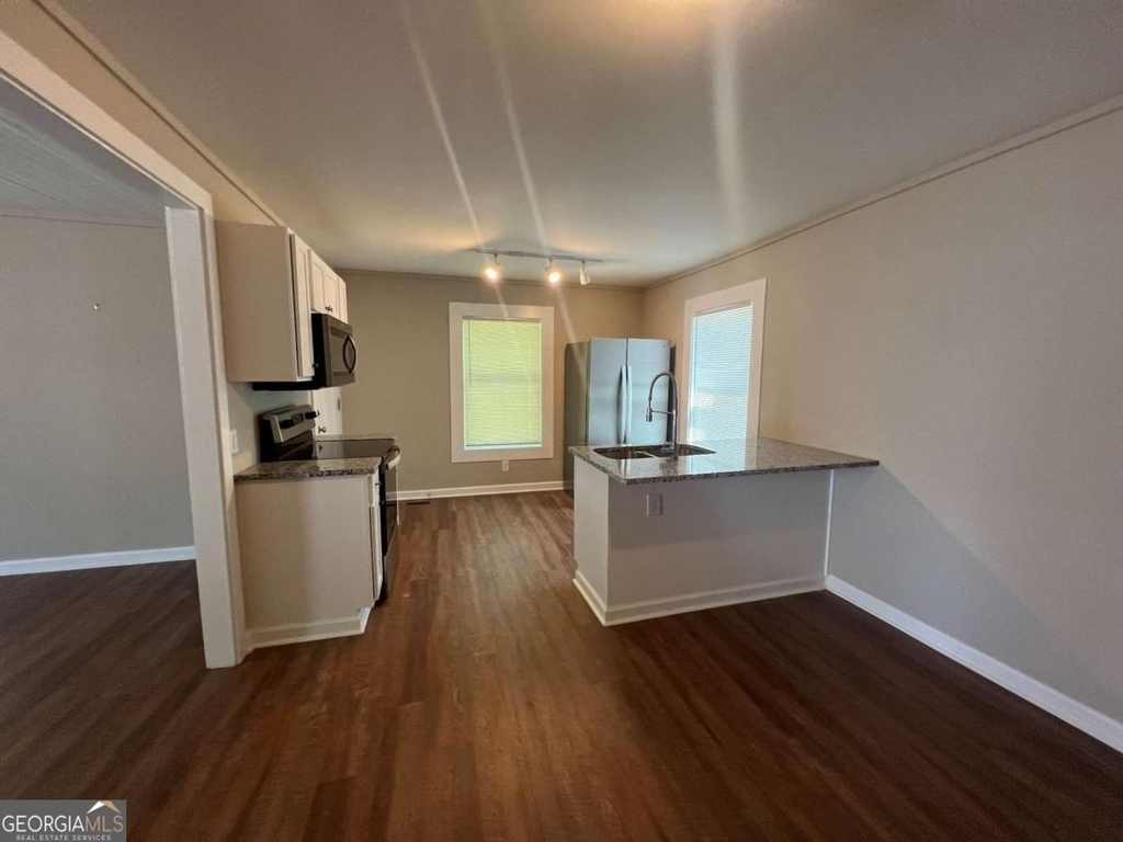 48 Quarry Street - Photo 1