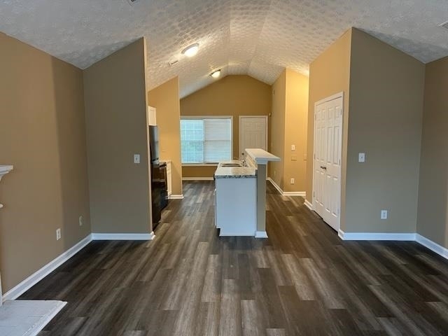 5200 Alexander Street - Photo 2
