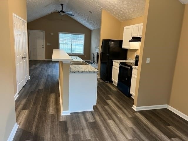 5200 Alexander Street - Photo 4
