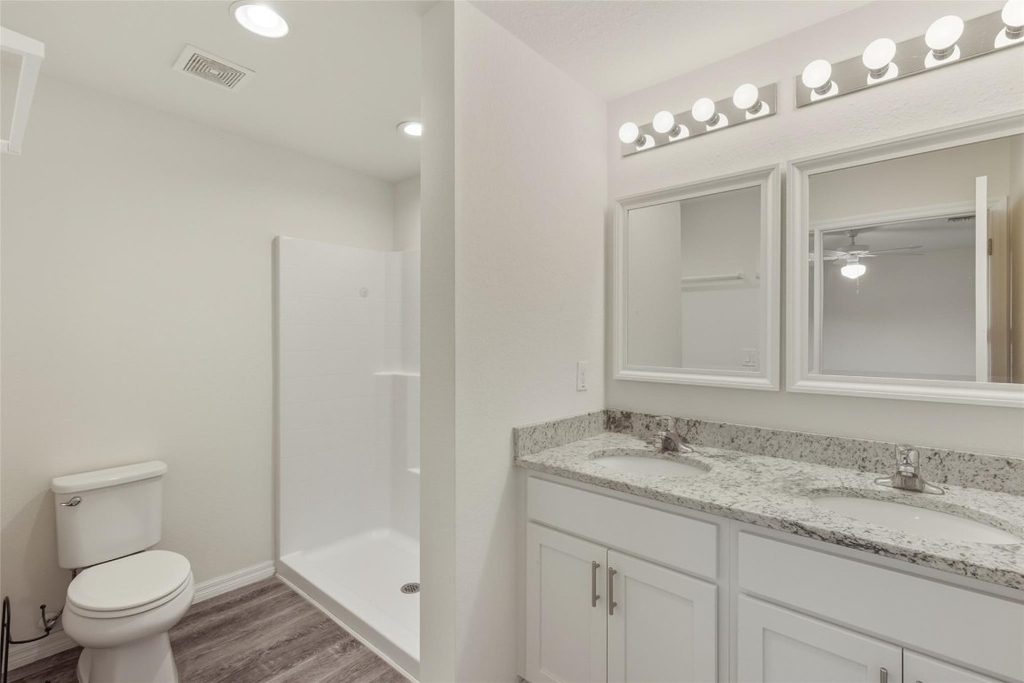 8007 Royal Court - Photo 24