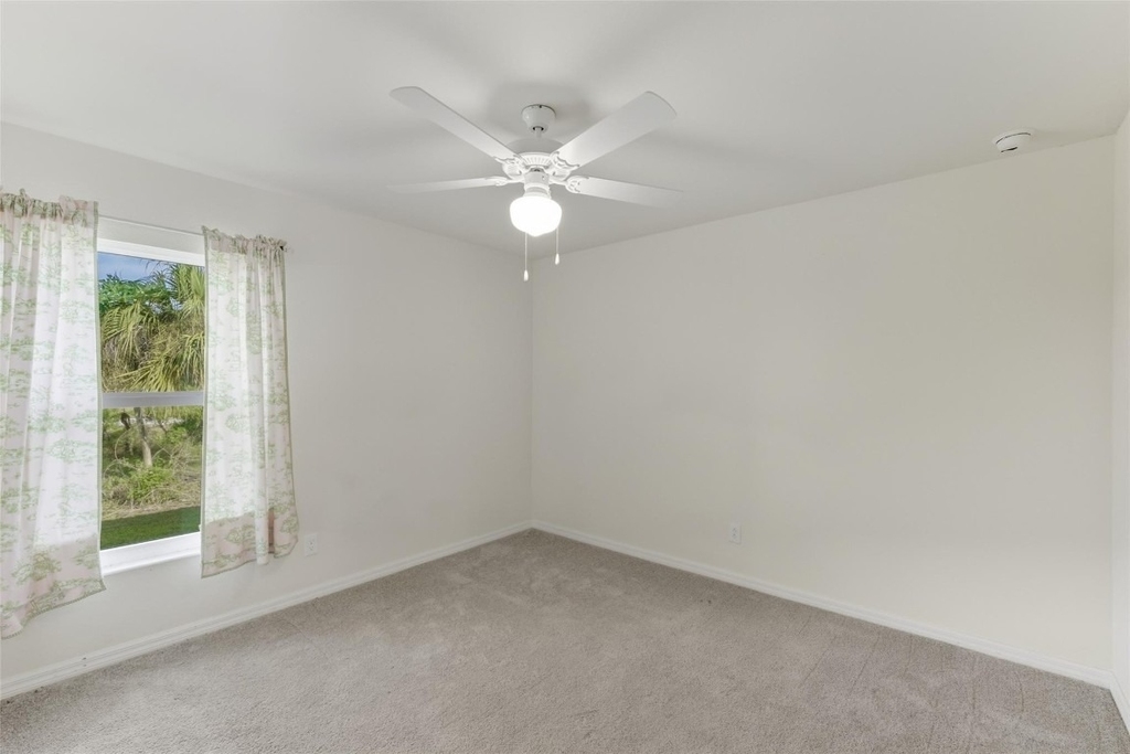 8007 Royal Court - Photo 17