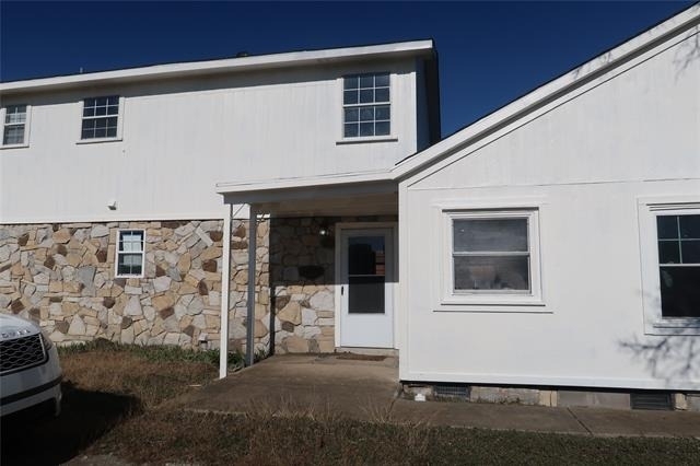 406 Denny Street - Photo 0