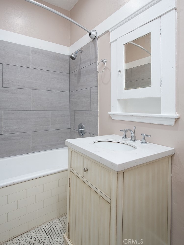 113 N Columbus - Photo 7