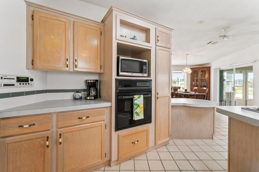 8913 Sw Chevy Circle - Photo 9