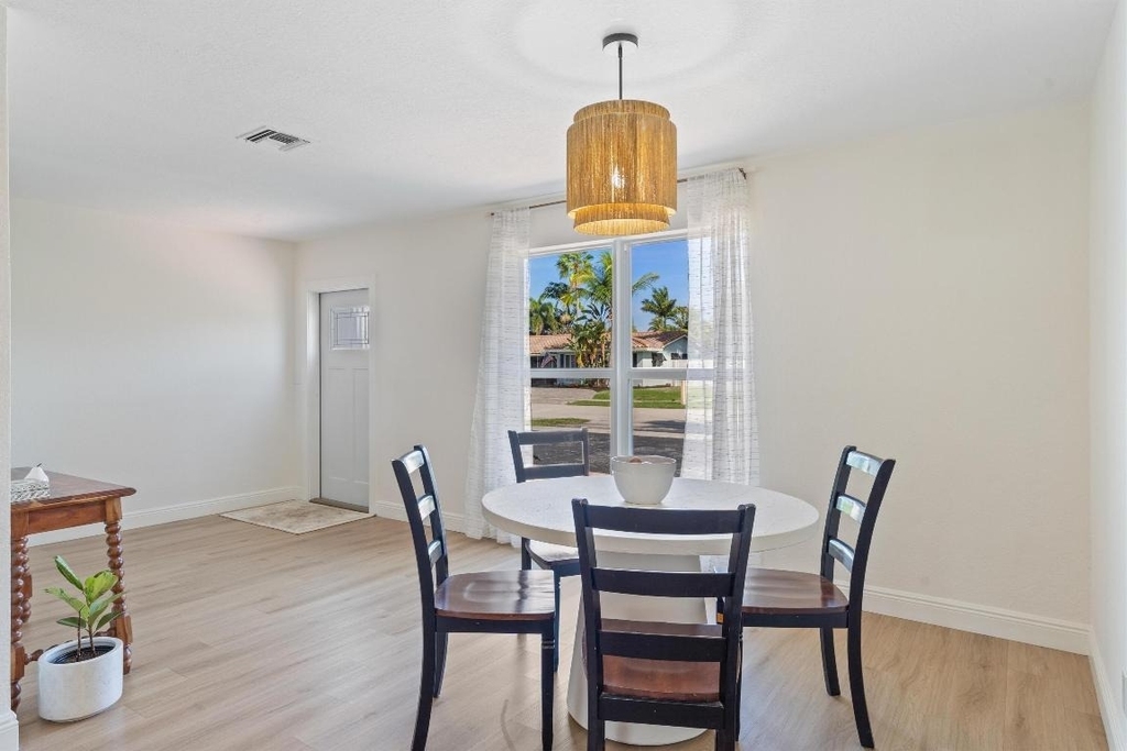 4921 Ne 23rd Avenue - Photo 6