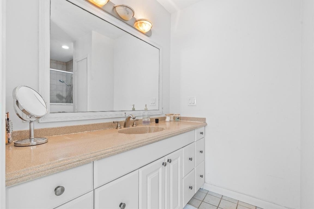 4921 Ne 23rd Avenue - Photo 17